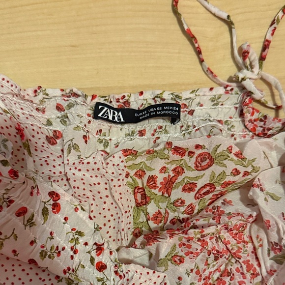 Zara Pink Floral Spaghetti-Strap Romper - Picture 2 of 2